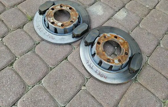 Opel Mokka B Rear brake disc 5O5P5L5E5X6018