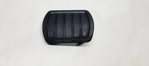 Opel Mokka B Brake pedal 9824803980