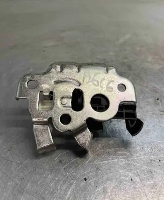 Audi A6 S6 C6 4F Tailgate/trunk/boot lock/catch/latch 8R0827505