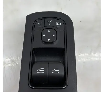 Mercedes-Benz Sprinter W907 W910 Other front door trim element A9077220400 156182372 A9079054707