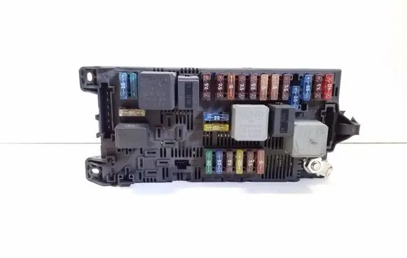 Mercedes-Benz E W211 Fuse module 2115454301