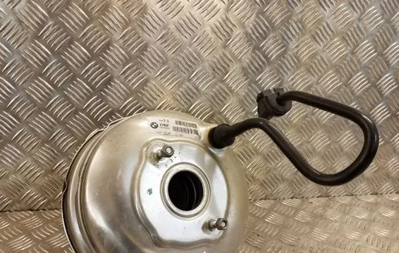 BMW X3 E83 Brake booster
