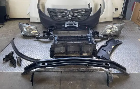 Mercedes-Benz Vito Viano W447 Front piece kit 