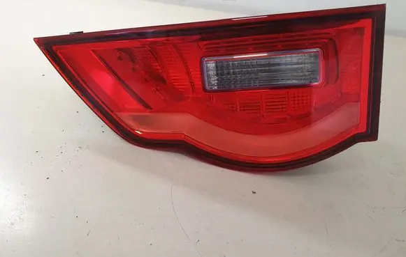 Jaguar F-Pace Tailgate rear/tail lights HK8315K272AA