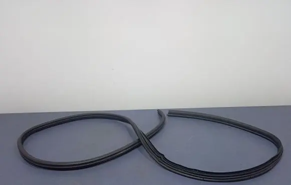 Mercedes-Benz Citan W415 Front door rubber seal 