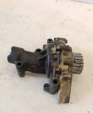 Citroen C5 Water pump 