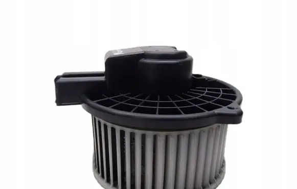 Mazda 6 Front door blower motor 8727000361