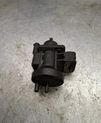 Mercedes-Benz CLK A209 C209 Turbo solenoid valve 0005450427