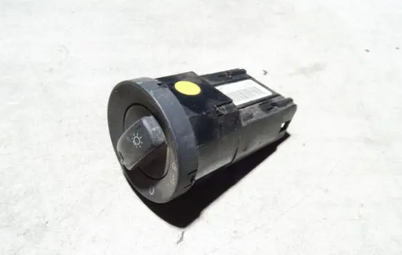 Audi A4 S4 B7 8E 8H Light switch 8E0941531C