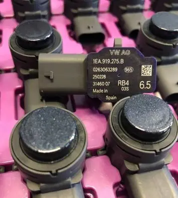 Skoda Superb B8 (3V) Parking PDC sensor 1EA919275B 0263063289