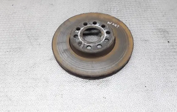 Volkswagen Touran I Front brake disc