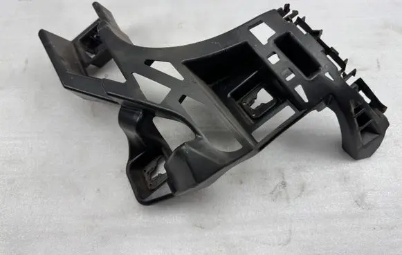 Mercedes-Benz GL X166 Rear bumper mounting bracket A1668850465