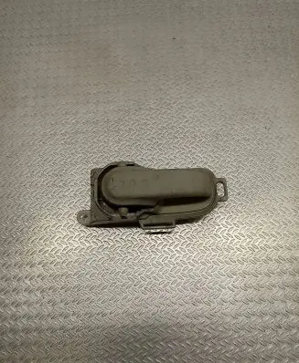 Nissan Note (E11) Front door interior handle 5010800006