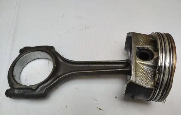 Chrysler Town u0026 Country V Piston with connecting rod 