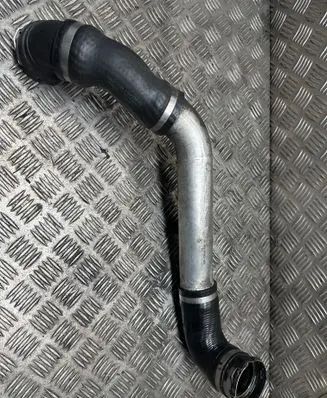 Intercooler hose/pipe