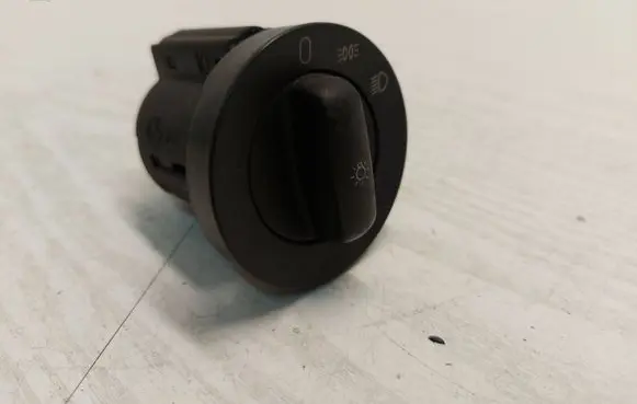 BMW 5 E39 Light switch 8363683