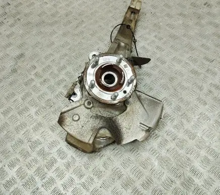 Land Rover Defender Front wheel hub L8B23K185CA