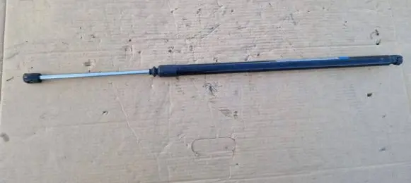 Honda CR-V Tailgate/trunk strut/damper 74820-TLA-A012-M1p 74820-TLA-A012-M1