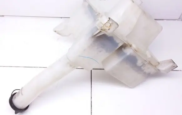 Jaguar S-Type Windshield washer fluid reservoir/tank