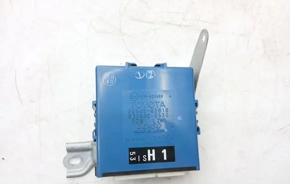 Lexus IS 220D-250-350 Light module LCM 8994053010