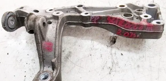 Volkswagen Scirocco Front lower control arm/wishbone 1K0199296E