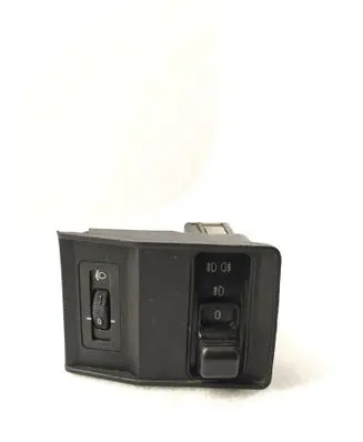 BMW 5 E34 Fog light switch 8110498