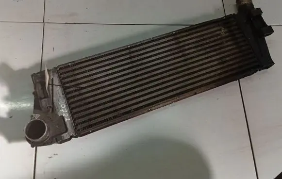 Renault Scenic II - Grand scenic II Intercooler radiator 