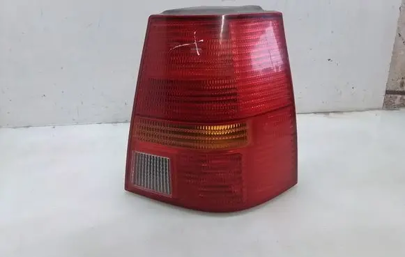 Volkswagen Golf IV Rear/tail lights
