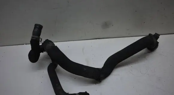 Audi A4 S4 B8 8K Engine coolant pipe/hose 4F0122293A