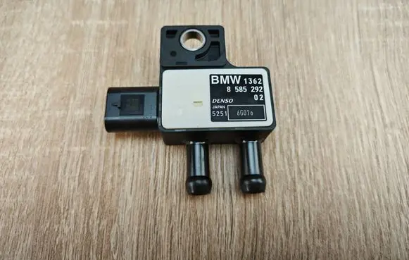 BMW X4 G02 Exhaust gas pressure sensor 8585292