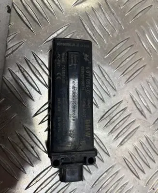 BMW 5 F10 F11 Tire pressure control unit 6871056 SW040307