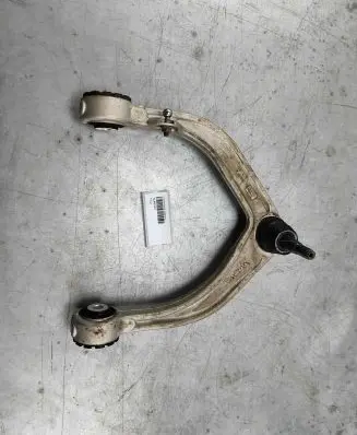 Volvo XC60 Front upper control arm/wishbone 32395243 31360633