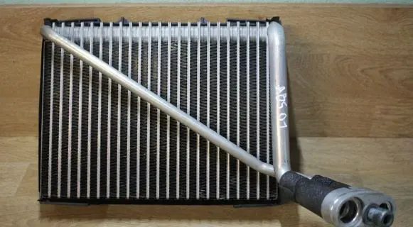 Audi A4 S4 B5 8D Air conditioning (A/C) radiator (interior) 8D1820103D