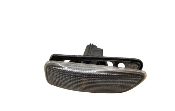 Volvo V70 Front fender indicator light 30722644