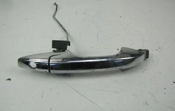 Honda CR-V Front door exterior handle 