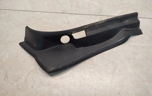 BMW 4 G22 G23 G24 G26 Rear/tail light trim molding 51497487594