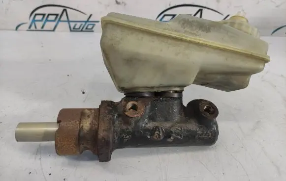 Volkswagen Transporter - Caravelle T4 Master brake cylinder 701611303E K7022