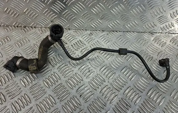 Mercedes-Benz GLC C253 Engine coolant pipe/hose A2535012500