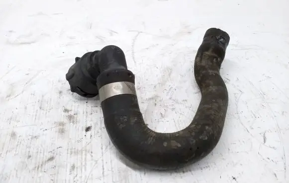 Volvo V60 Engine coolant pipe/hose 31342819