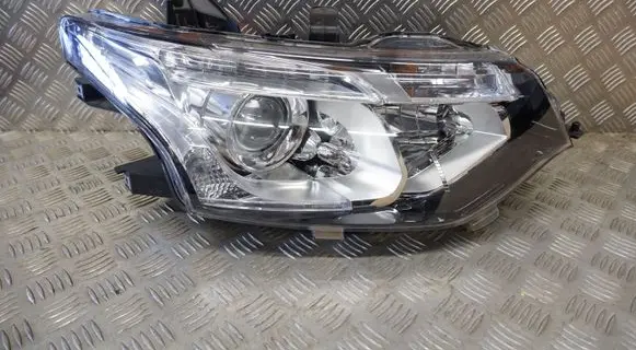 Mitsubishi Outlander Headlight/headlamp 