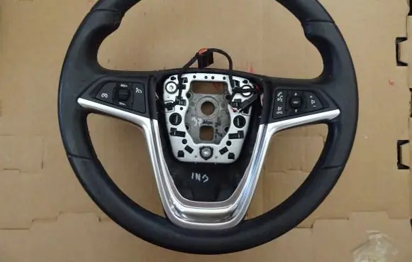 Opel Insignia A Steering wheel 10914241586