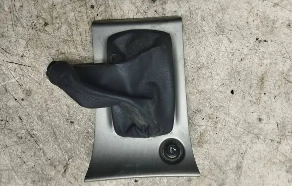 Toyota Corolla E120 E130 Gear shifter surround trim plastic