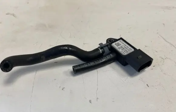 Audi A6 S6 C7 4G Exhaust gas pressure sensor 059906051C