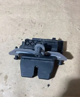 Ford Turneo Courier Tailgate/trunk/boot lock/catch/latch DS7AN442A66AB 01041377001