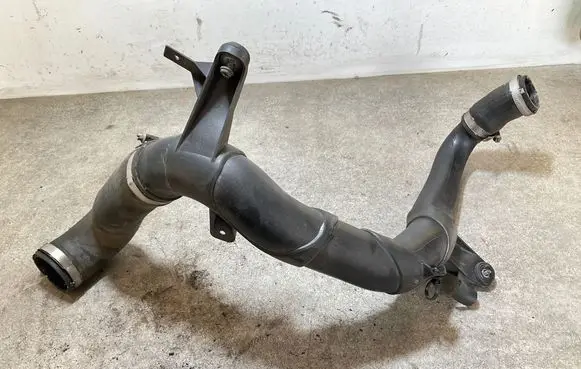 Skoda Octavia Mk3 (5E) Intercooler hose/pipe 5Q0145840