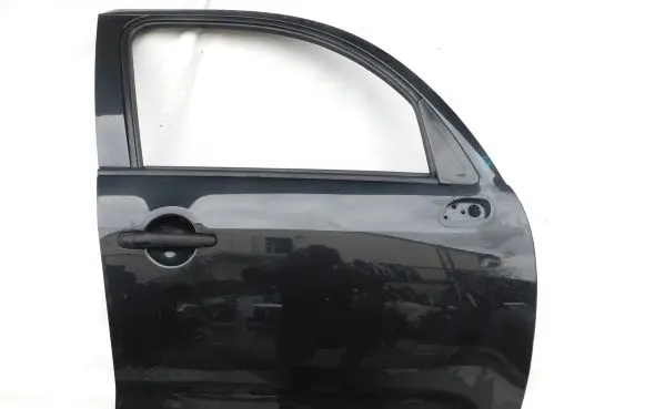 Citroen C3 Picasso Front door