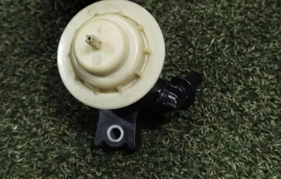 Fiat Scudo Fuel pressure regulator 9831640280 9831640680 ASS9831640680