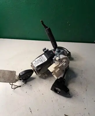 Toyota RAV 4 (XA30) Ignition lock