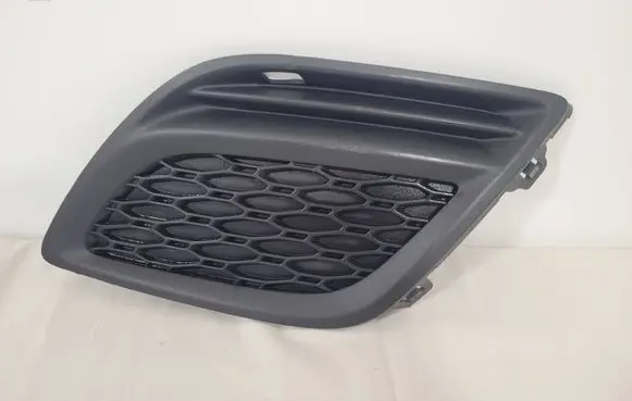 Volvo XC60 Front bumper lower grill 31290657