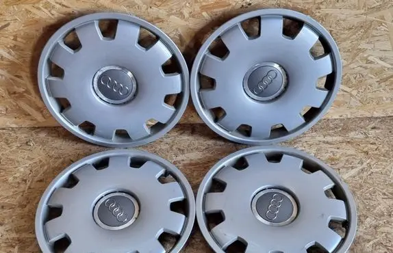 Audi A4 S4 B7 8E 8H R16 wheel hub/cap/trim 4B0601147D